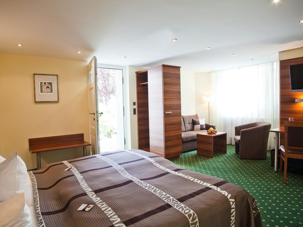 Hotel Schoengarten Garni 린다우 객실 사진