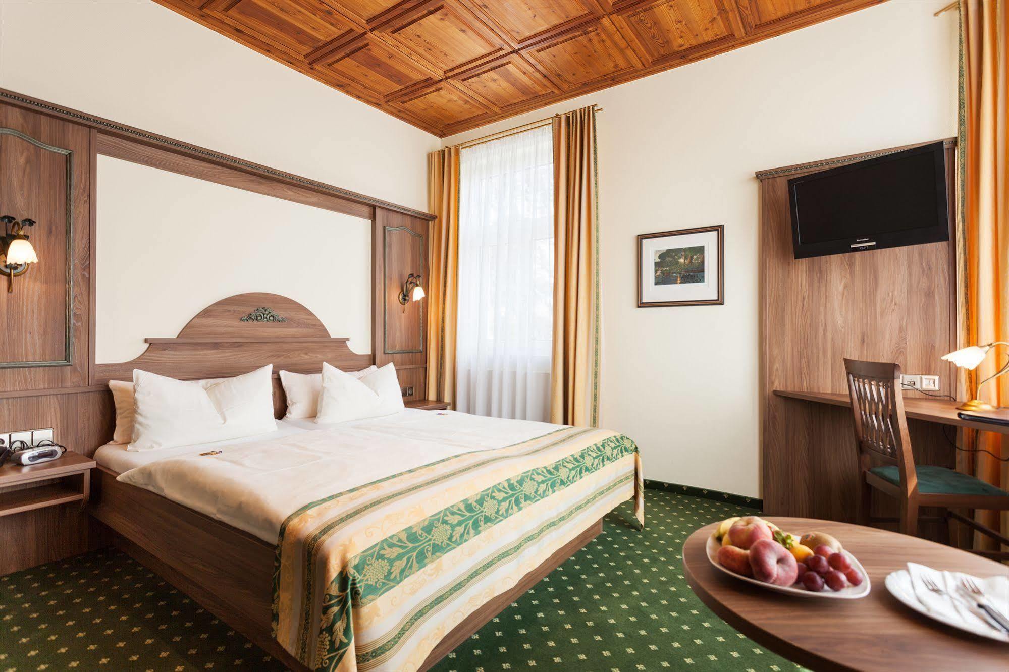 Hotel Schoengarten Garni 린다우 외부 사진